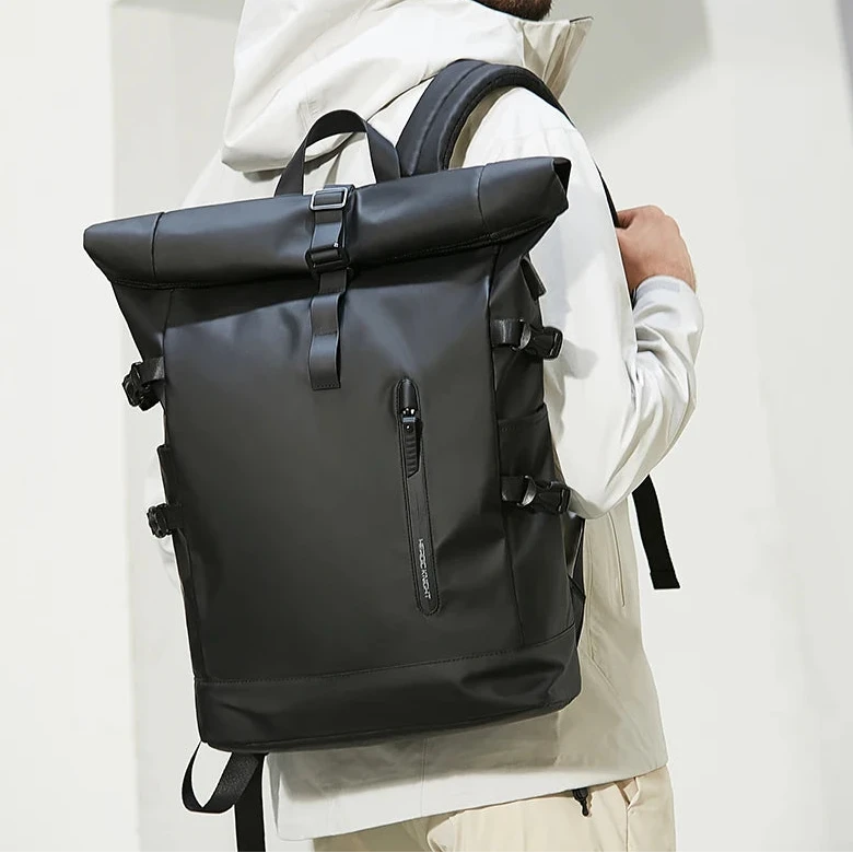 Sahara Large Capacity Waterproof Hiking Rucksack